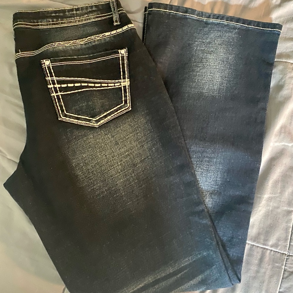 Flamingo woman’s jeans.